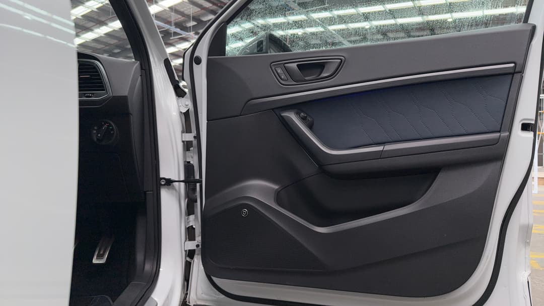 2022 Cupra Ateca Vzx, Automatic, 52525 km, Speaker View