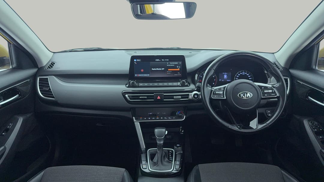 2020 Kia Seltos Sport+ (FWD), Automatic, 99663 km, Dashboard View