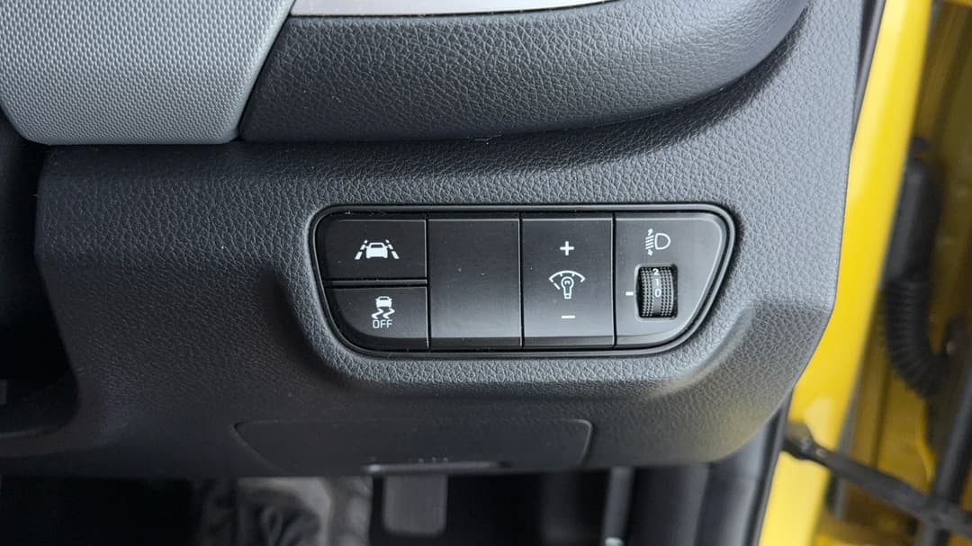 2020 Kia Seltos Sport+ (FWD), Automatic, 99663 km, Utility Switches/Buttons
