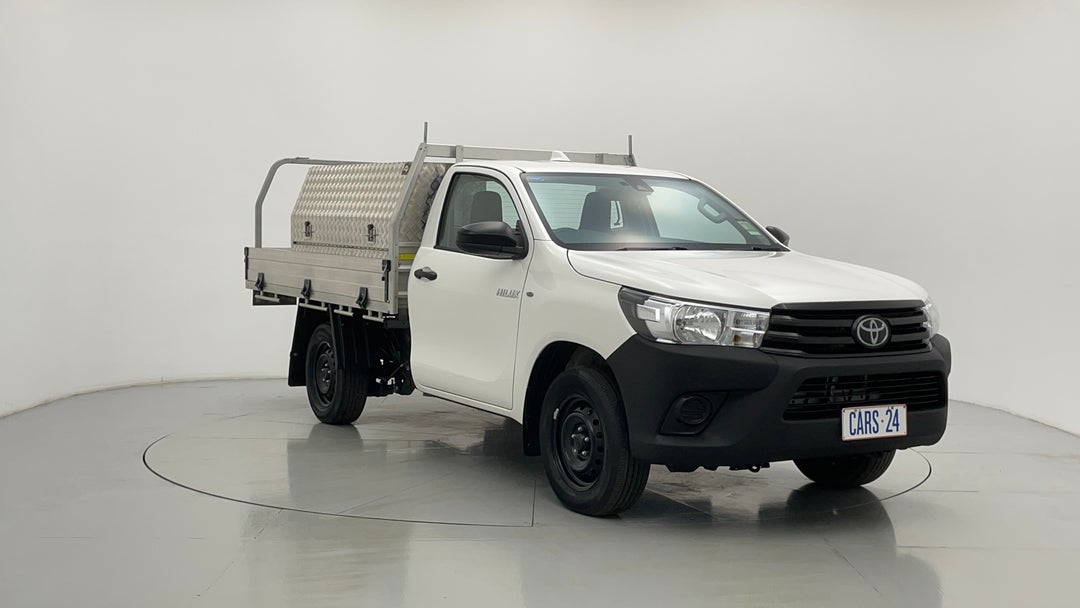 Right Front Diagonal (45- Degree) View