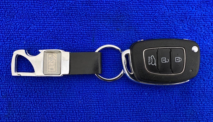 2020 Hyundai VENUE S MT 1.2 KAPPA, Petrol, Manual, 10,005 km, Key Close Up
