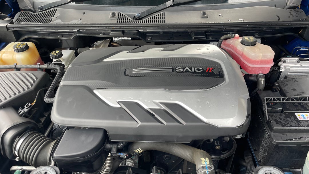 Open Bonnet (Engine)