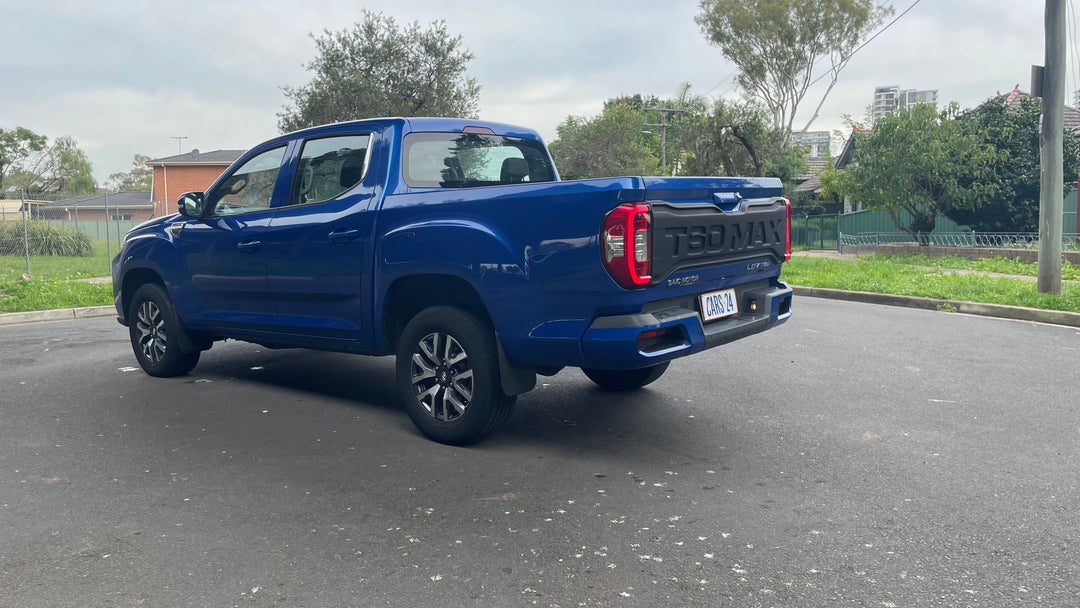 Left Back Diagonal (45- Degree) View