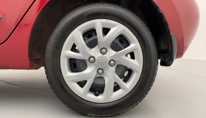 2018 Hyundai Grand i10 SPORTZ 1.2 KAPPA VTVT, Petrol, Manual, 13,696 km, Left Rear Wheel