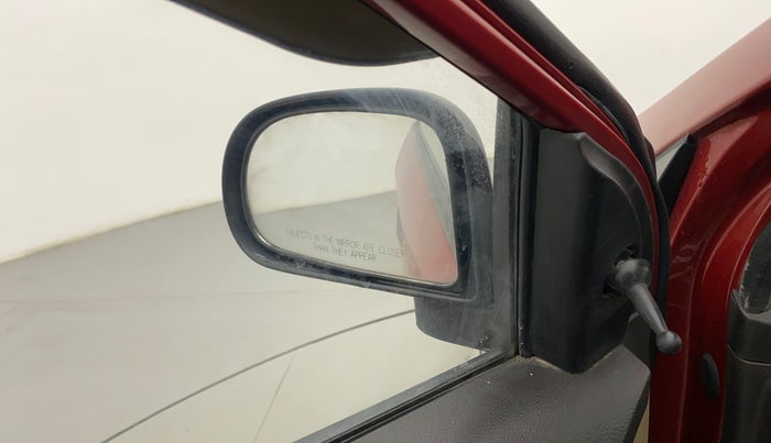 2014 Hyundai Eon D-LITE+, Petrol, Manual, 64,828 km, Left rear-view mirror - ORVM knob broken and not working