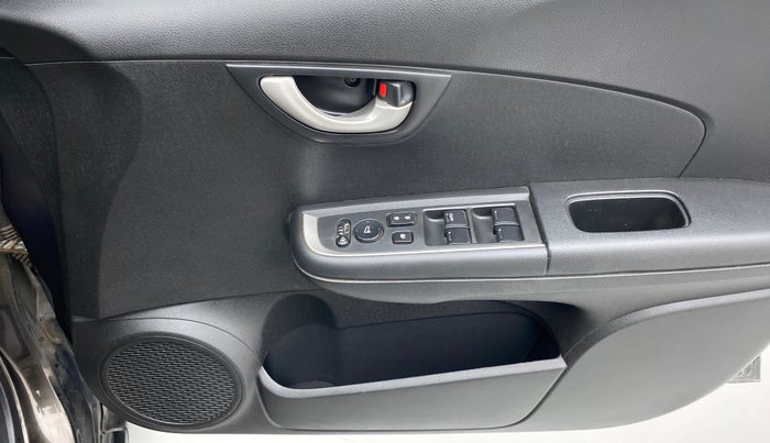 2017 Honda BR-V 1.5L I-VTEC V CVT, Petrol, Automatic, 27,628 km, Driver Side Door Panels Control