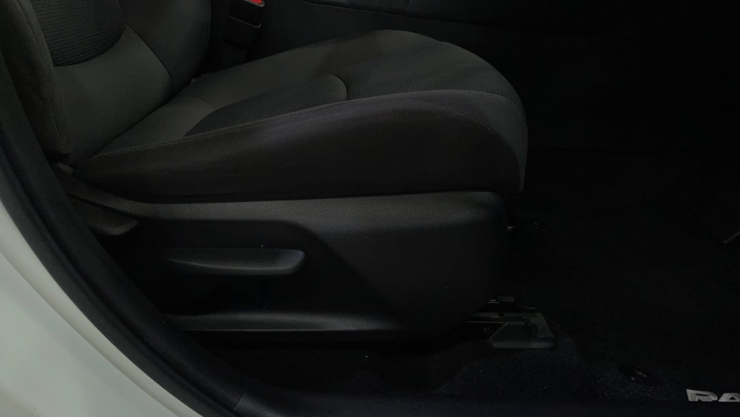 2020 Toyota RAV4 Gx (2wd), Automatic, 82146 km, Drivers Side Adjustment Panel