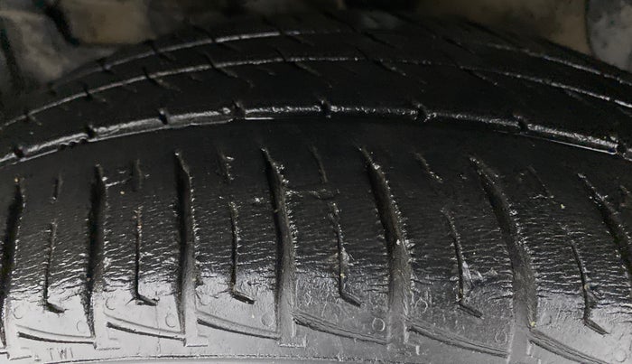 2018 Maruti Vitara Brezza VDI OPT, Diesel, Manual, 58,481 km, Left Front Tyre Tread