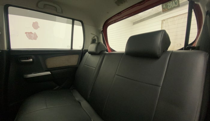 2013 Maruti Wagon R 1.0 VXI, Petrol, Manual, 28,109 km, Right Side Rear Door Cabin