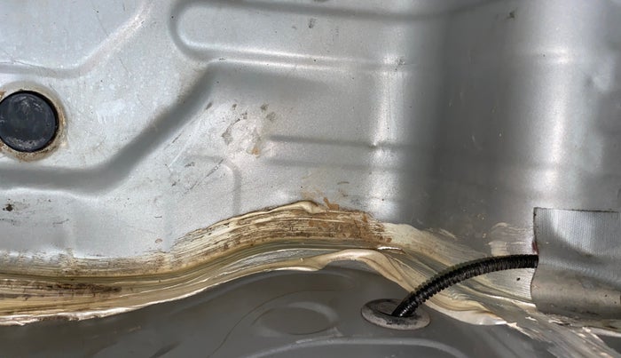 2017 Datsun Redi Go S 1.0, Petrol, Manual, 64,902 km, Boot floor - Minor crack