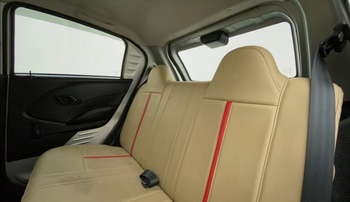 2017 Datsun Redi Go S 1.0, Petrol, Manual, 64,902 km, Right Side Rear Door Cabin