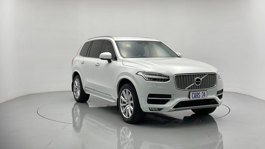 Right Front Diagonal (45- Degree) View