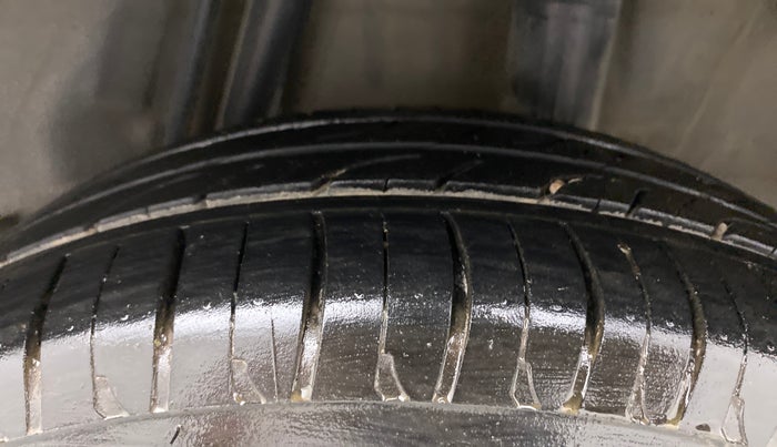 2017 Honda Jazz 1.2L I-VTEC V, Petrol, Manual, 84,952 km, Left Rear Tyre Tread