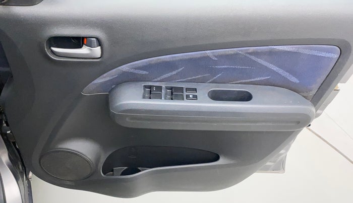 2011 Maruti Ritz VXI, Petrol, Manual, 71,841 km, Driver Side Door Panels Control