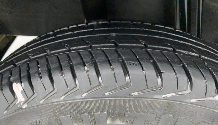 2018 Datsun Redi Go T (O), Petrol, Manual, 19,594 km, Right Rear Tyre Tread