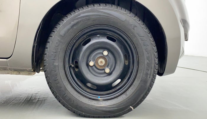 2018 Datsun Redi Go T (O), Petrol, Manual, 19,594 km, Right Front Wheel