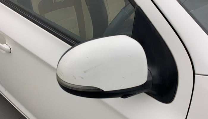 2011 Hyundai i20 SPORTZ 1.2, Petrol, Manual, 69,499 km, Right rear-view mirror - Minor scratches