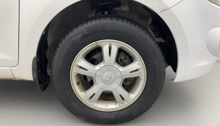 2011 Hyundai i20 SPORTZ 1.2, Petrol, Manual, 69,499 km, Right Front Wheel