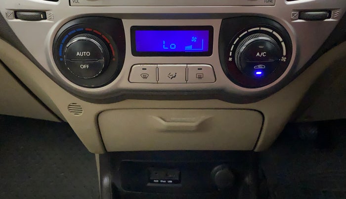 2011 Hyundai i20 SPORTZ 1.2, Petrol, Manual, 69,499 km, Automatic Climate Control