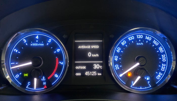2015 Toyota Corolla Altis GL, Petrol, Manual, 45,170 km, Odometer Image