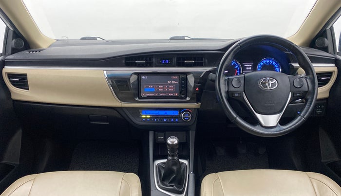2015 Toyota Corolla Altis GL, Petrol, Manual, 45,170 km, Dashboard