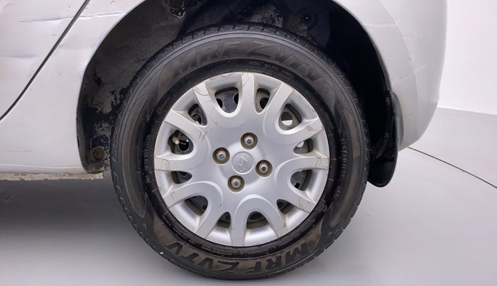 2011 Hyundai i20 MAGNA O 1.2, Petrol, Manual, 44,720 km, Left Rear Wheel