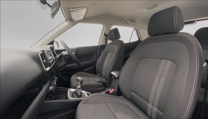2019 Hyundai VENUE 1.4 CRDI S MT, Diesel, Manual, 3,054 km, Right Side Front Door Cabin View