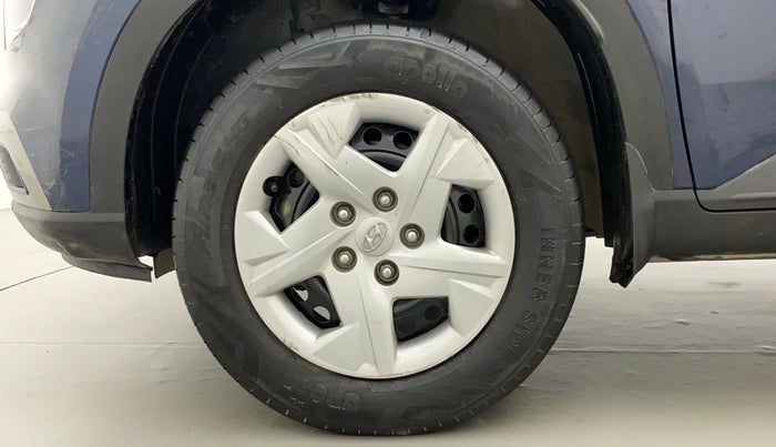 2020 Hyundai VENUE S 1.2, Petrol, Manual, 34,063 km, Left Front Wheel