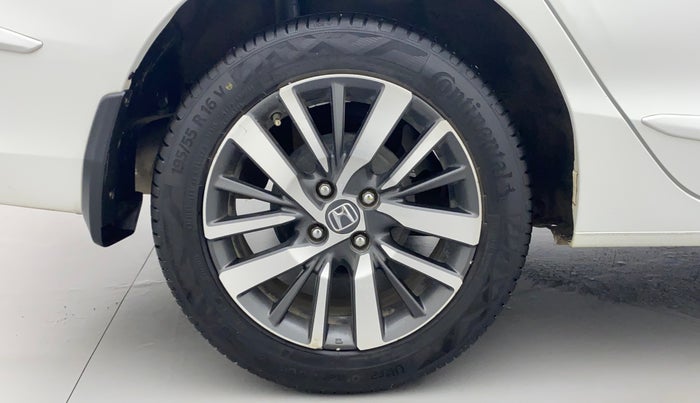 2022 Honda City 1.5L I-VTEC ZX CVT, Petrol, Automatic, 29,747 km, Right Rear Wheel