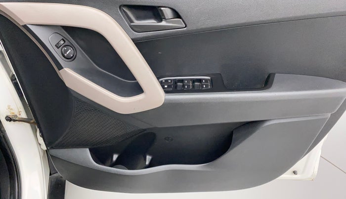 2018 Hyundai Creta E PLUS 1.6 PETROL, Petrol, Manual, 62,518 km, Driver Side Door Panels Control