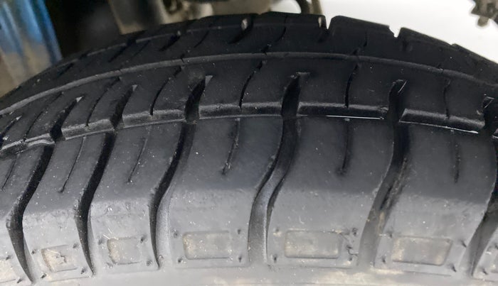 2018 Maruti Alto 800 LXI, Petrol, Manual, 50,603 km, Left Rear Tyre Tread