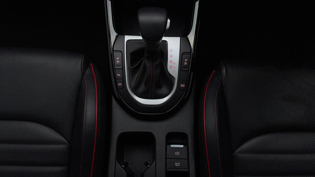 2021 Kia Cerato Gt (no Jbl Premium Sound), Automatic, 40815 km, Gear Lever 
