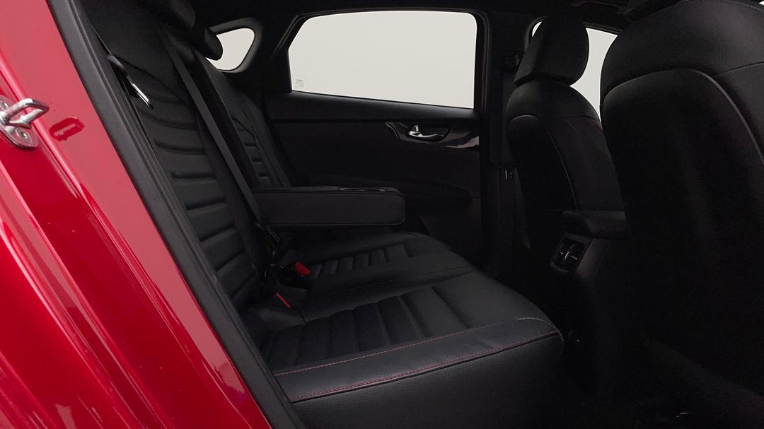 2021 Kia Cerato Gt (no Jbl Premium Sound), Automatic, 40815 km, Right Side Rear Door Cabin View