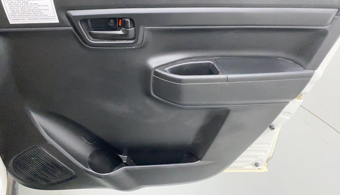 2020 Maruti S PRESSO VXI CNG, CNG, Manual, 53,587 km, Driver Side Door Panels Control