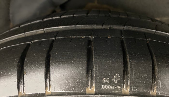 2012 Hyundai i10 ERA 1.1 IRDE, Petrol, Manual, 64,653 km, Left Rear Tyre Tread