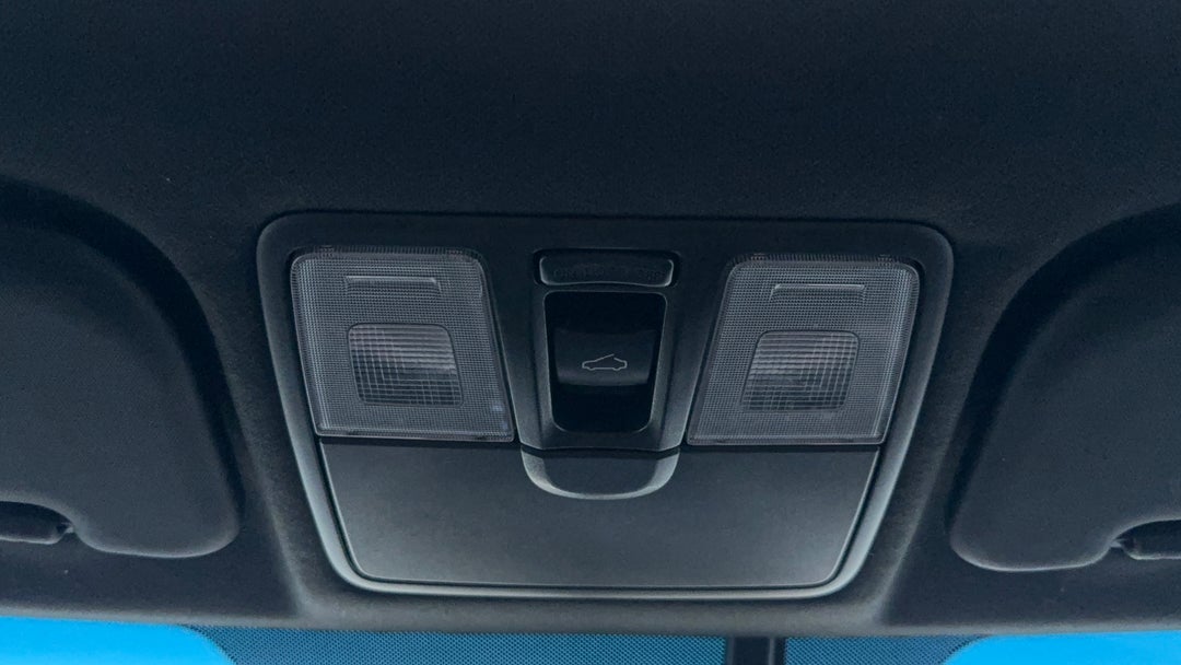 On-Roof Controls/Sunglass holder