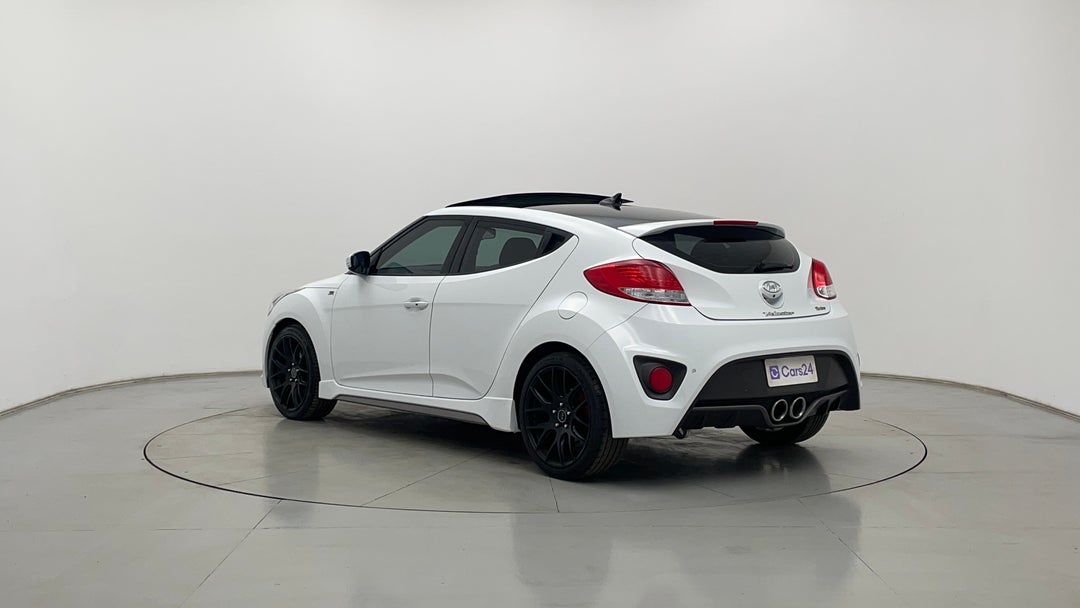 Left Back Diagonal (45- Degree) View