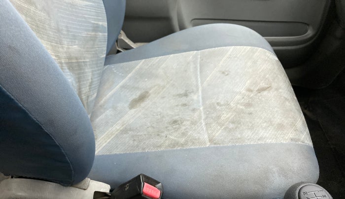 2014 Maruti Alto K10 VXI, Petrol, Manual, 26,536 km, Front left seat (passenger seat) - Cover slightly stained