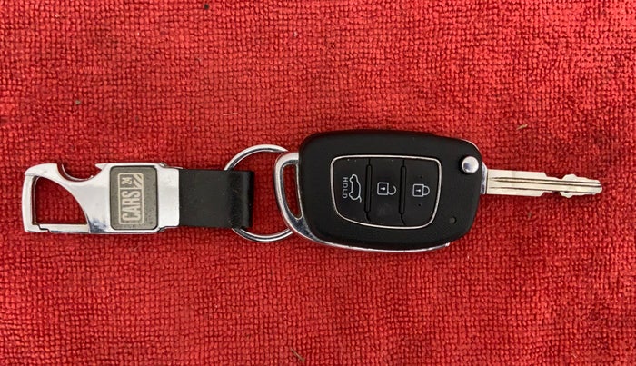 2018 Hyundai Elite i20 ASTA 1.2, Petrol, Manual, 27,933 km, Key Close Up