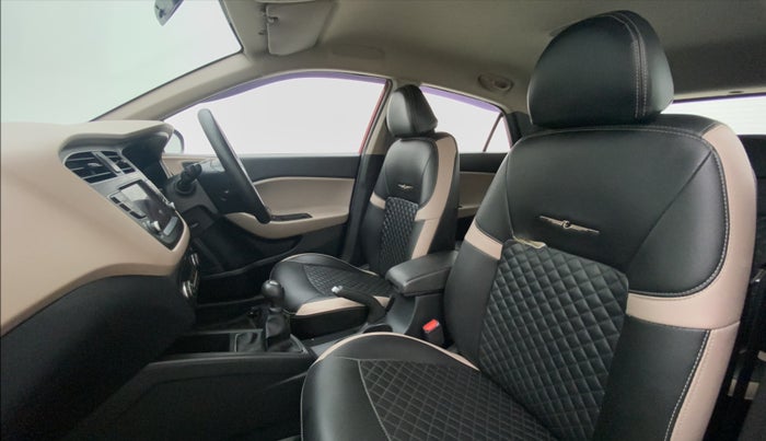 2018 Hyundai Elite i20 ASTA 1.2, Petrol, Manual, 27,933 km, Right Side Front Door Cabin