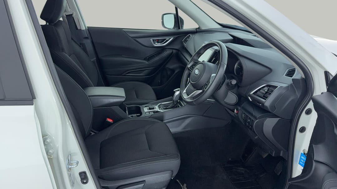 2024 Subaru Forester 2.5i (AWD), Automatic, 55382 km, Right Side Front Door Cabin View