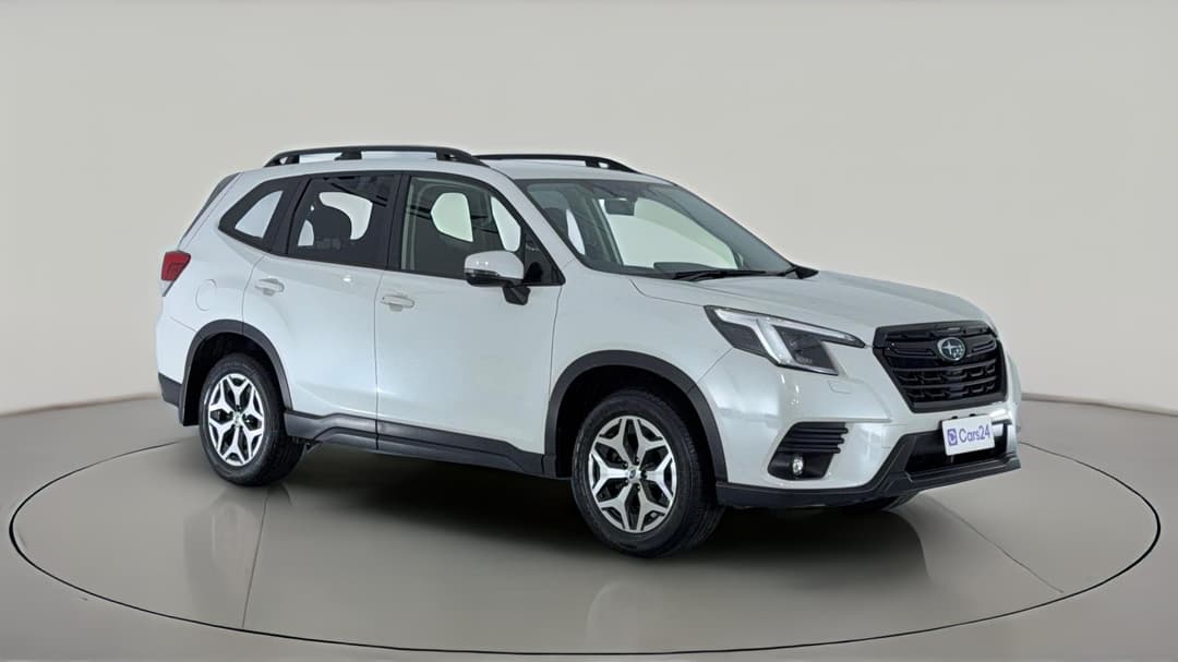 2024 Subaru Forester 2.5i (AWD), Automatic, 55382 km, Right Front Diagonal (45- Degree) View