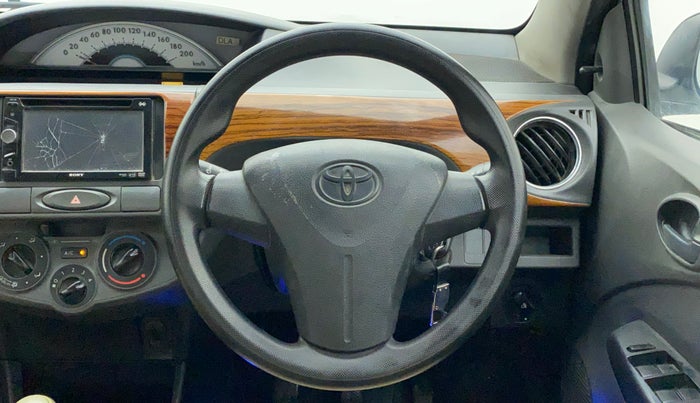 2013 Toyota Etios Liva GD, Diesel, Manual, 1,06,211 km, Steering Wheel Close Up