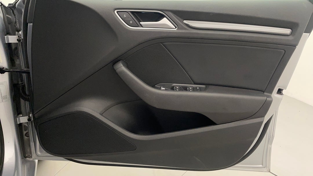 2019 Audi A3 35 Tfsi  (1.4 Tfsi Cod), Automatic, 84670 km, Speaker View