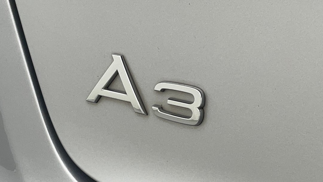 2019 Audi A3 35 Tfsi  (1.4 Tfsi Cod), Automatic, 84670 km, Badge (Boot Left Side)