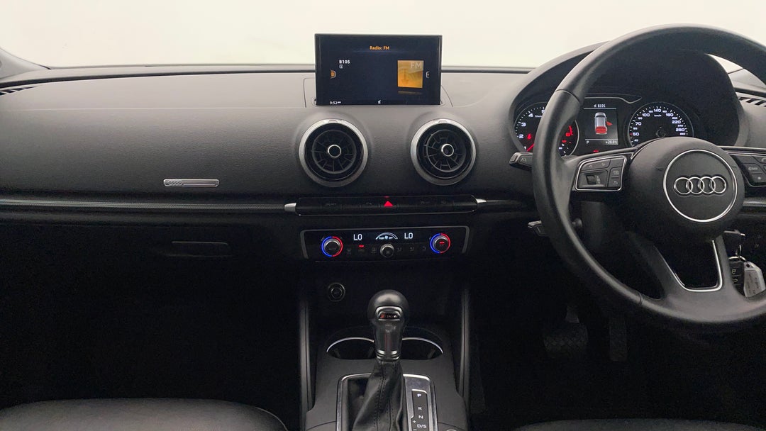2019 Audi A3 35 Tfsi  (1.4 Tfsi Cod), Automatic, 84670 km, Dashboard View
