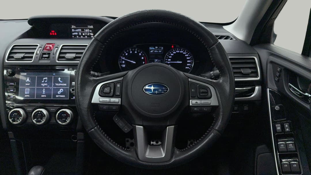 2016 Subaru Forester 2.0xt Premium, Automatic, 132427 km, Steering Wheel Close-up
