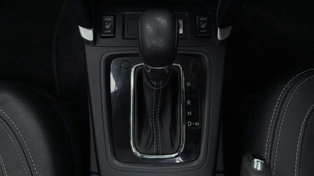 2016 Subaru Forester 2.0xt Premium, Automatic, 132427 km, Gear Lever 