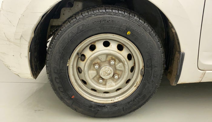 2012 Hyundai Eon ERA + SE, Petrol, Manual, 40,197 km, Left Front Wheel