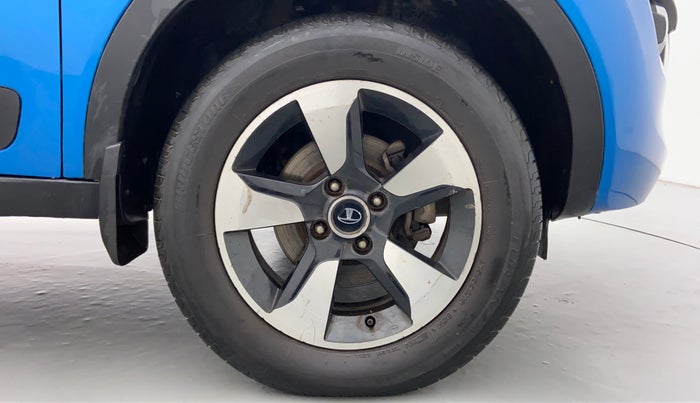 2017 Tata NEXON XZ+ 1.5, Diesel, Manual, 51,940 km, Right Front Wheel